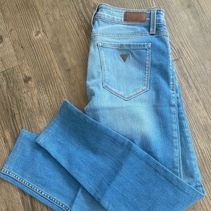 New! Guess skinny jeans